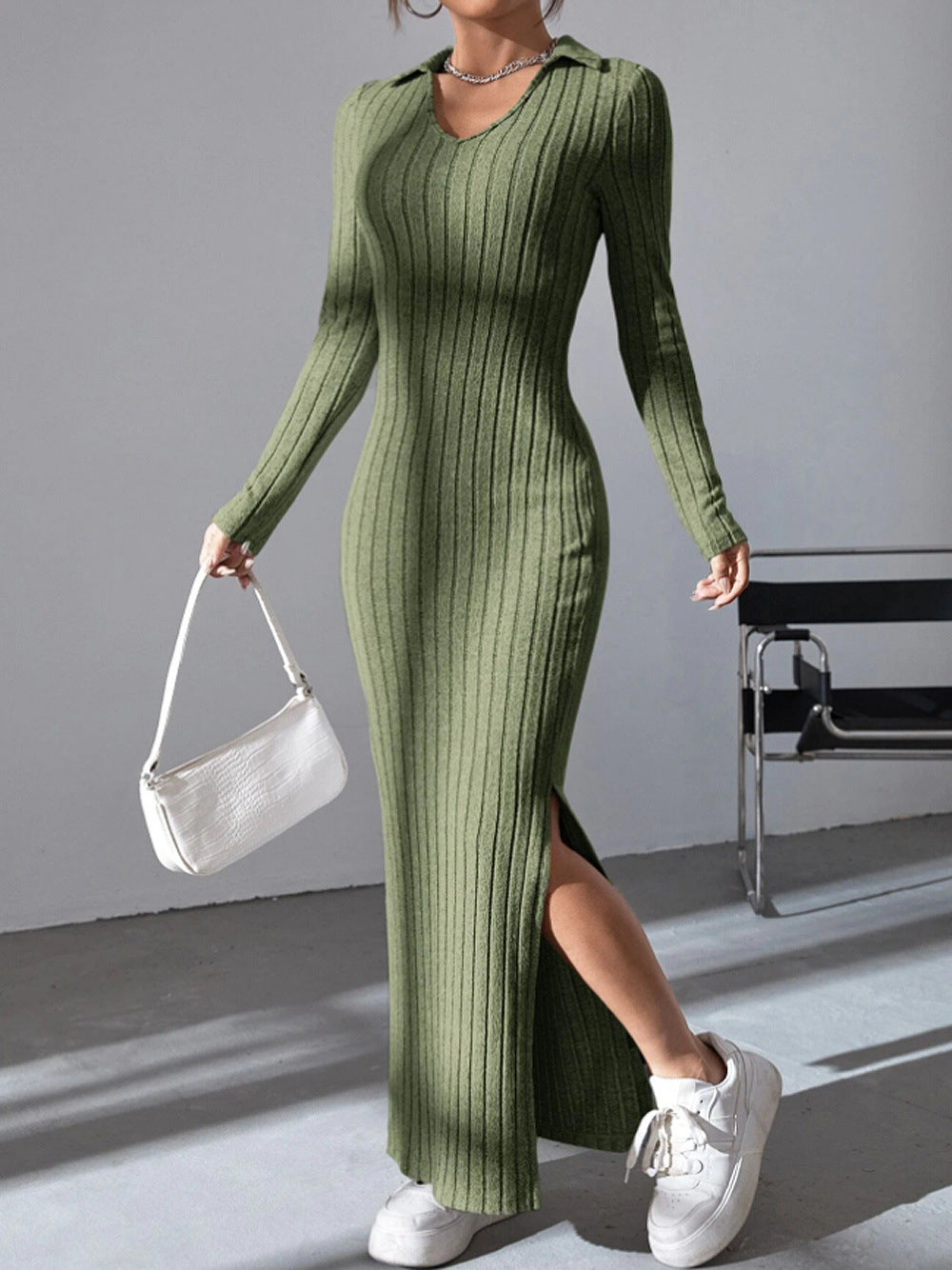 Damen Maxikleid mit strukturiertem V-Ausschnitt und Seitenschlitzen EB
