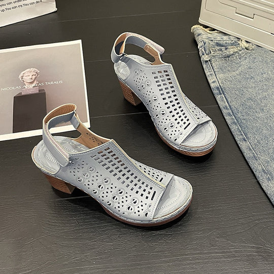 Damen Halbschuhe mit perforiertem Design und komfortablem Blockabsatz EB