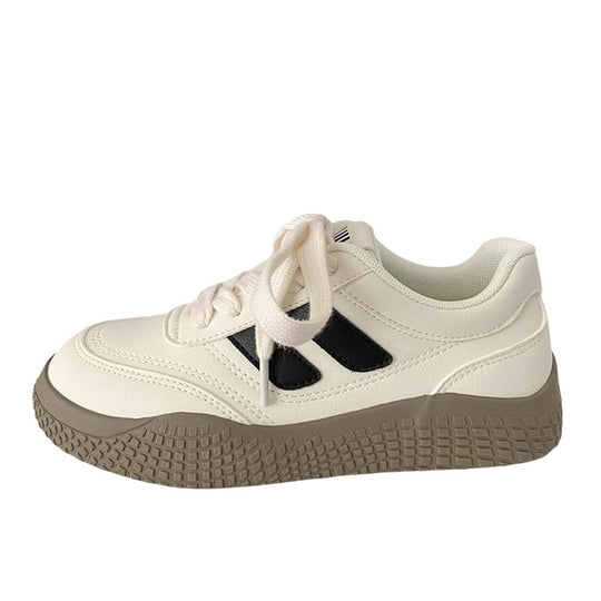 Damen Sportliche Sneakers mit griffiger Laufsohle und atmungsaktivem Obermaterial EB