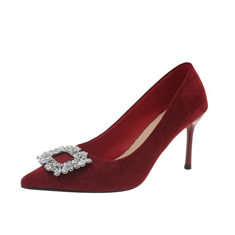 Damen elegante Pumps mit funkelndem Schmuckdetail EB
