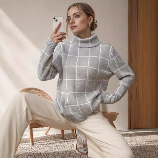 Damen Grobstrickpullover mit modernem Karomuster und hohem Kragen EB