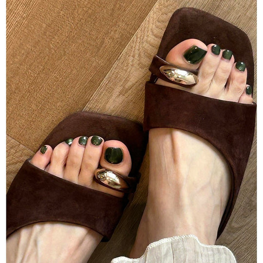 Damen Modische Pantoletten mit elegantem Akzent EB