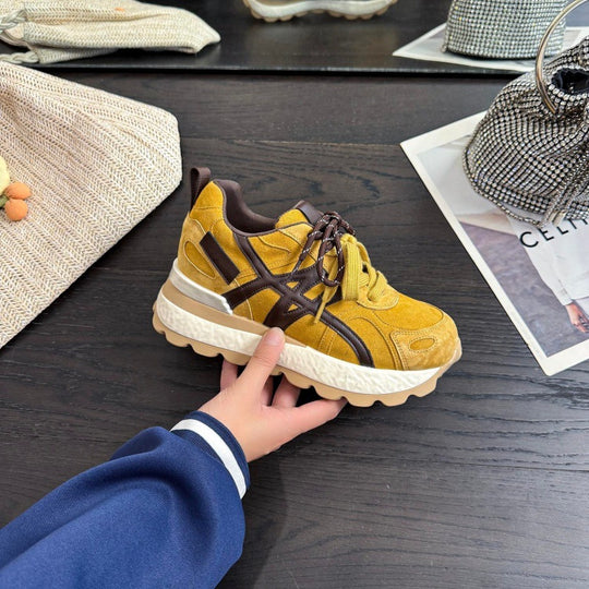 Damen Sportliche Sneakers aus hochwertigem Wildleder mit dämpfender Sohle EB
