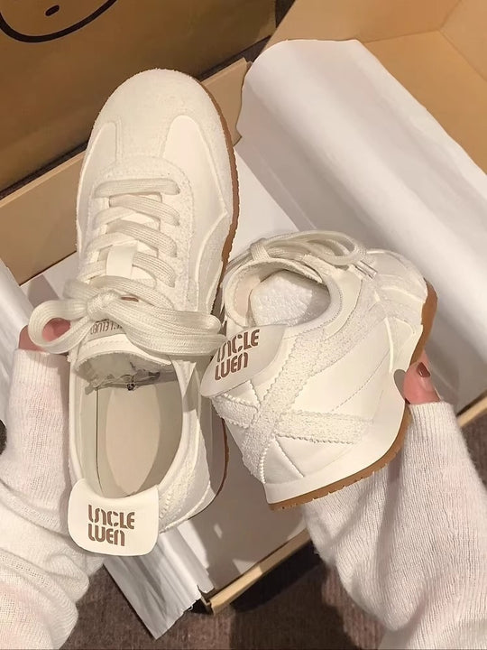 Damen Komfortable Sneakers mit atmungsaktivem Obermaterial EB