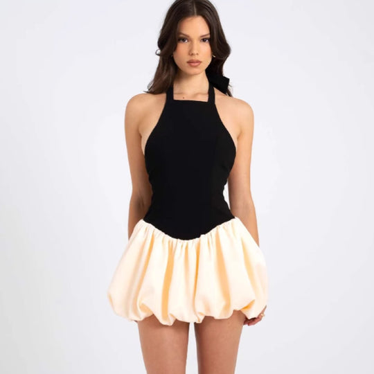 Damen Halterkleid mit voluminösem Rock und praktischen Taschen EB