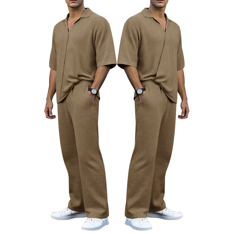 Herren elegantes Freizeit-Outfit aus weichem Strickmaterial mit lässigem Schnitt EB