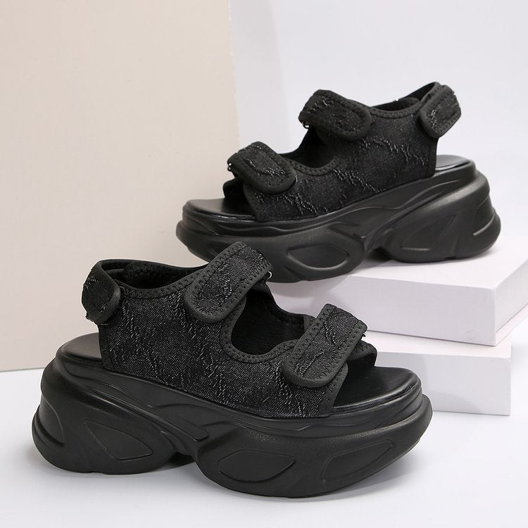 Damen Sandalen mit innovativem Klettverschluss und rutschfester Plattformsohle EB