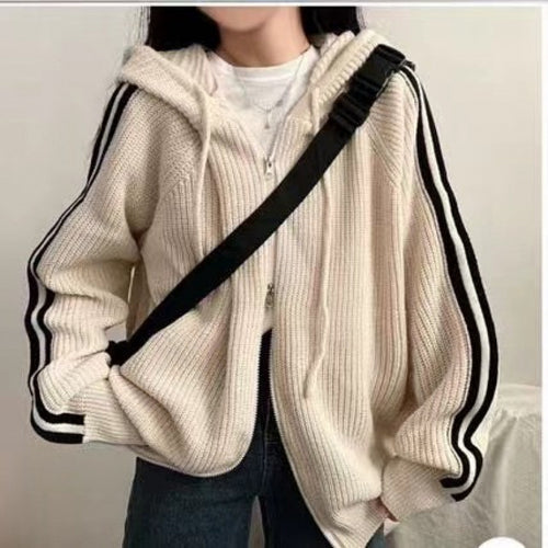 Damen lässiger Strickhoodie mit tiefem V-Ausschnitt und seitlichen Streifen EB
