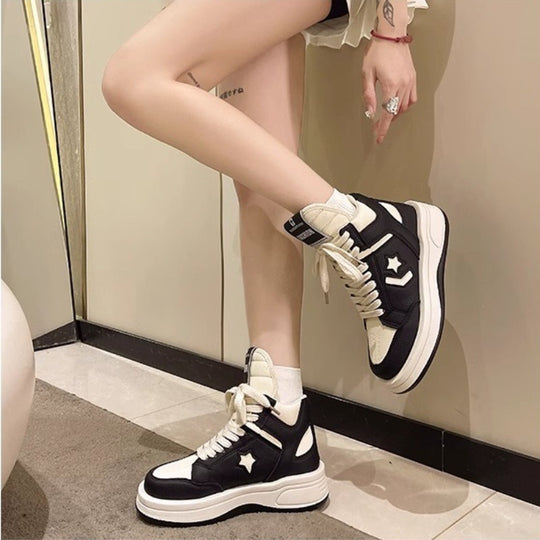 Damen Chunky High-Top Plateausneaker mit gepolstertem Schaft und ergonomischer Komfortsohle EB