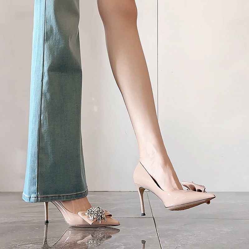Damen spitze High Heel Pumps mit funkelnder Applikation EB