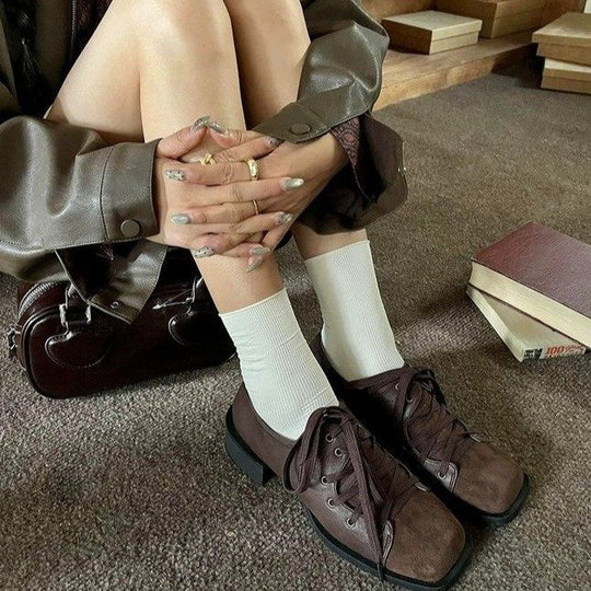 Damen elegante Schnürschuhe mit leichtem Blockabsatz und hochwertiger Lederverarbeitung EB