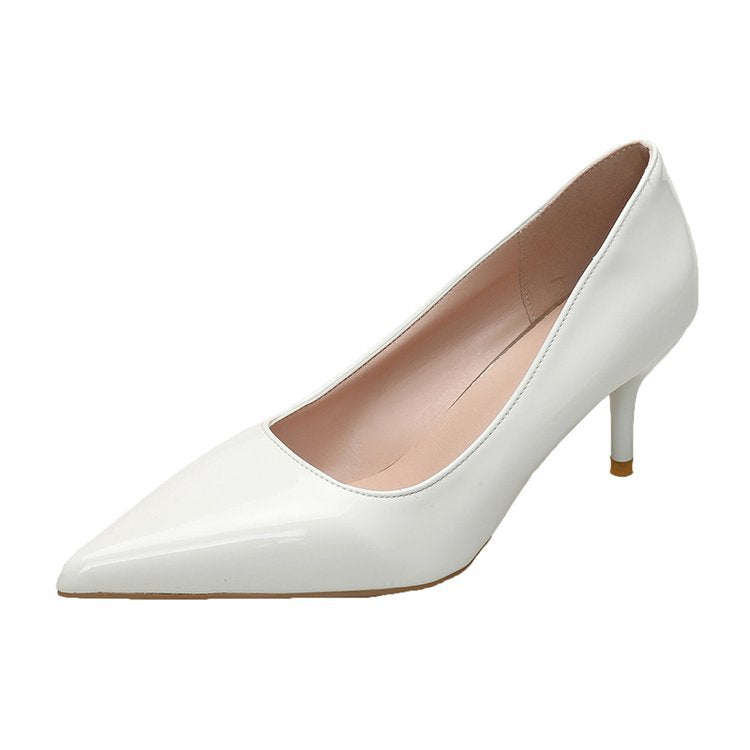 Damen Spitze High Heels mit glänzender Lackoberfläche EB