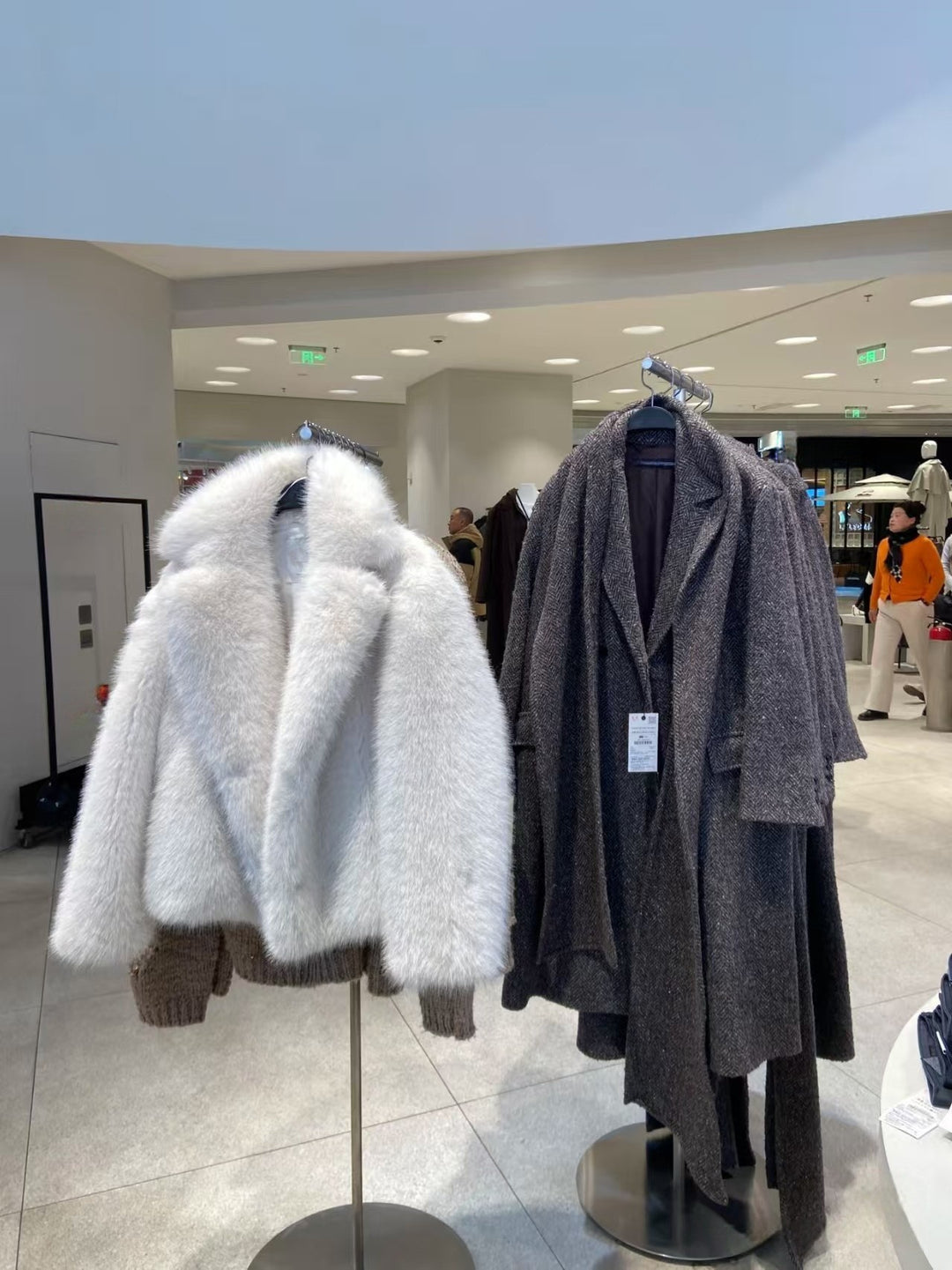 Damen kuschelige Oversize-Jacke mit auffälligem Kragen EB