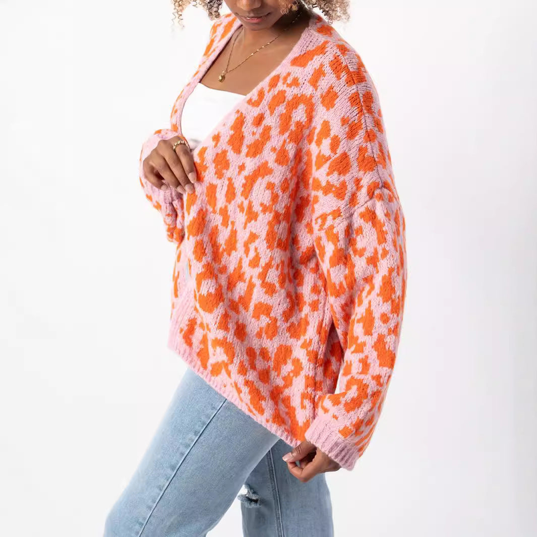 Damen grob gestrickter Cardigan mit stilvollem Leopardenmuster und bequemen Oversize-Details EB