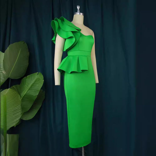Damen Elegantes One-Shoulder Kleid mit voluminösem Rüschendetail EB
