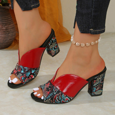 Damen  offene Mules mit besticktem Paisley-Muster, glänzender Kunstlederblatt und mittelhohem Blockabsatz EB