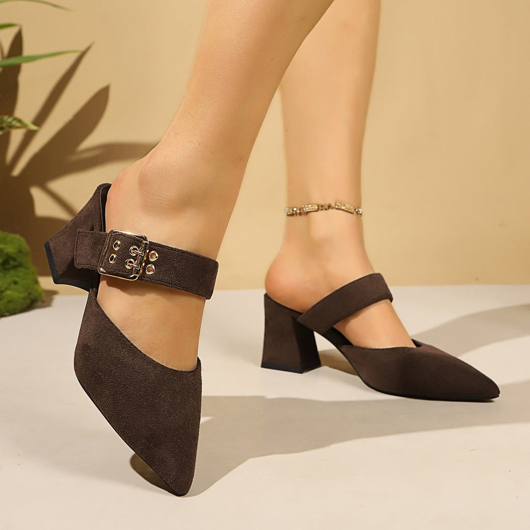 Damen geschlossene Mules mit Blockabsatz und einem eleganten Riemen EB