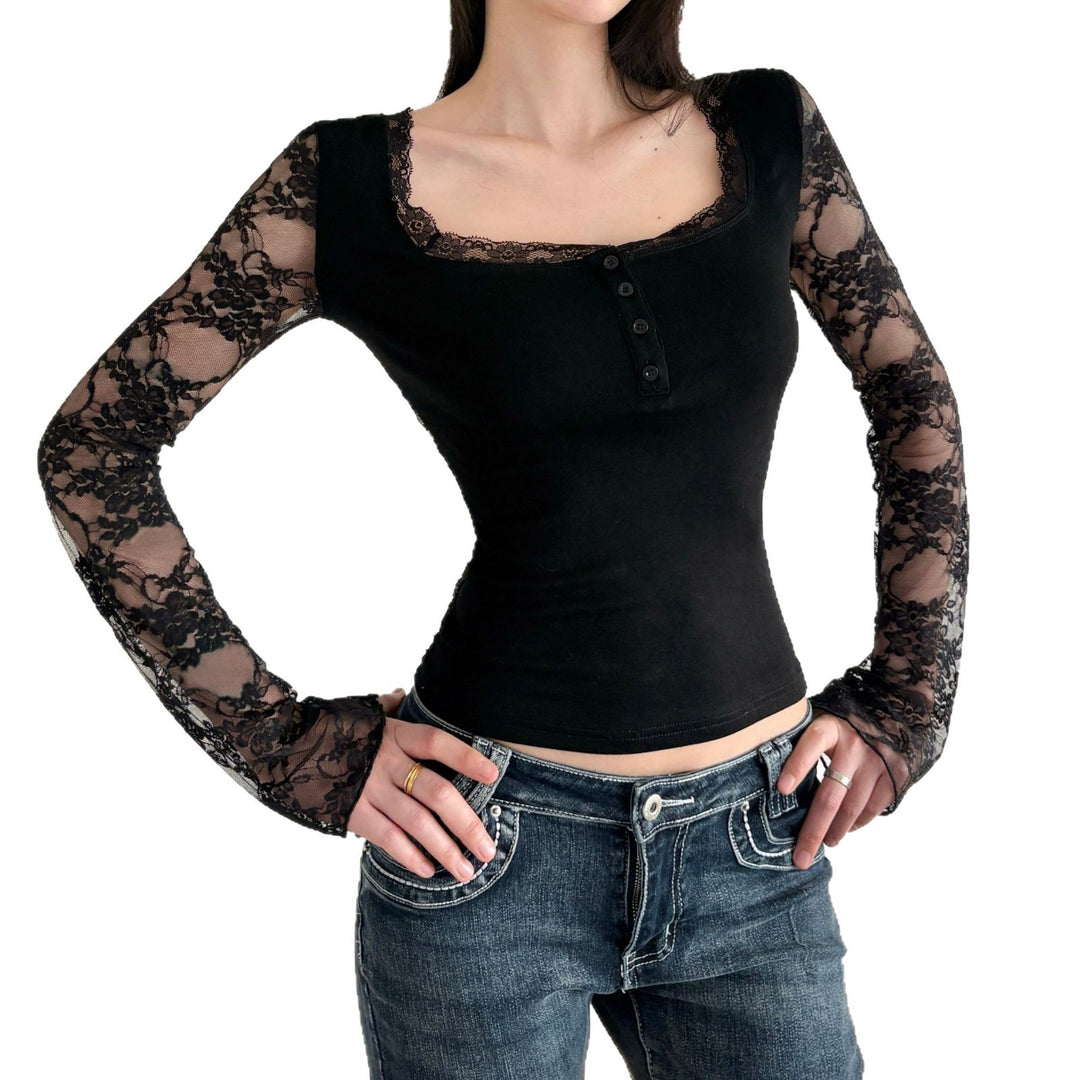 Damen Elegantes Langarmshirt mit Spitze und Knopfdetails EB