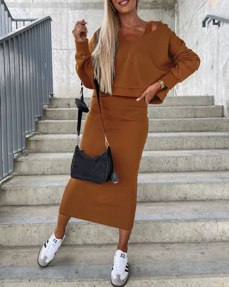 Damen lässiges Set aus cropped Pullover und figurbetonendem Midi-Rock EB