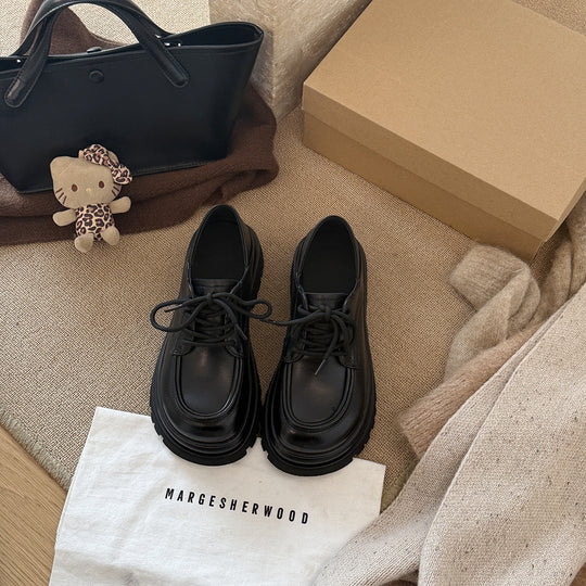 Damen Schnürschuhe im eleganten Design mit stabiler Plateau-Sohle EB