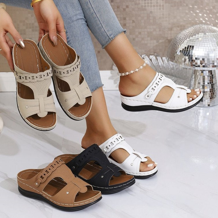 Damen Komfortable Fußbett-Sandalen mit modischem Schnitt EB