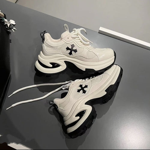 Damen Sportliche Chunky Sneakers mit atmungsaktiver Mesh-Oberfläche EB