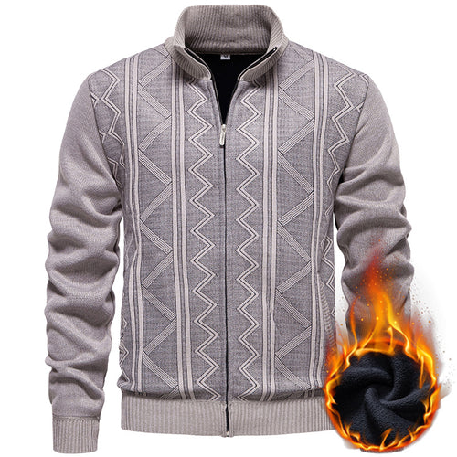 Herren Strickjacke mit Zopfmuster und hohem Stehkragen EB