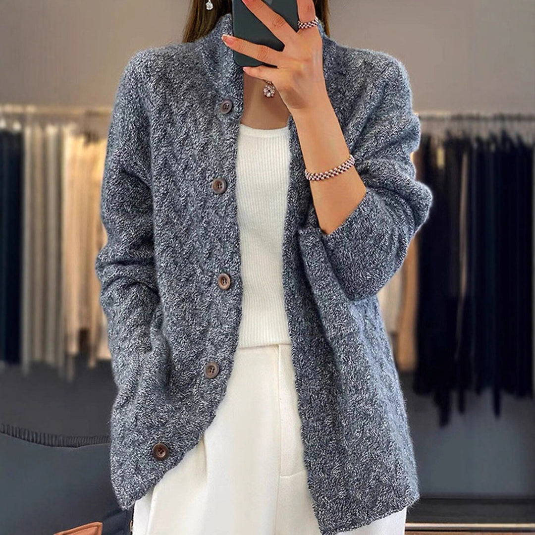 Damen Strickjacke mit strukturiertem Muster und Knopfdetail EB