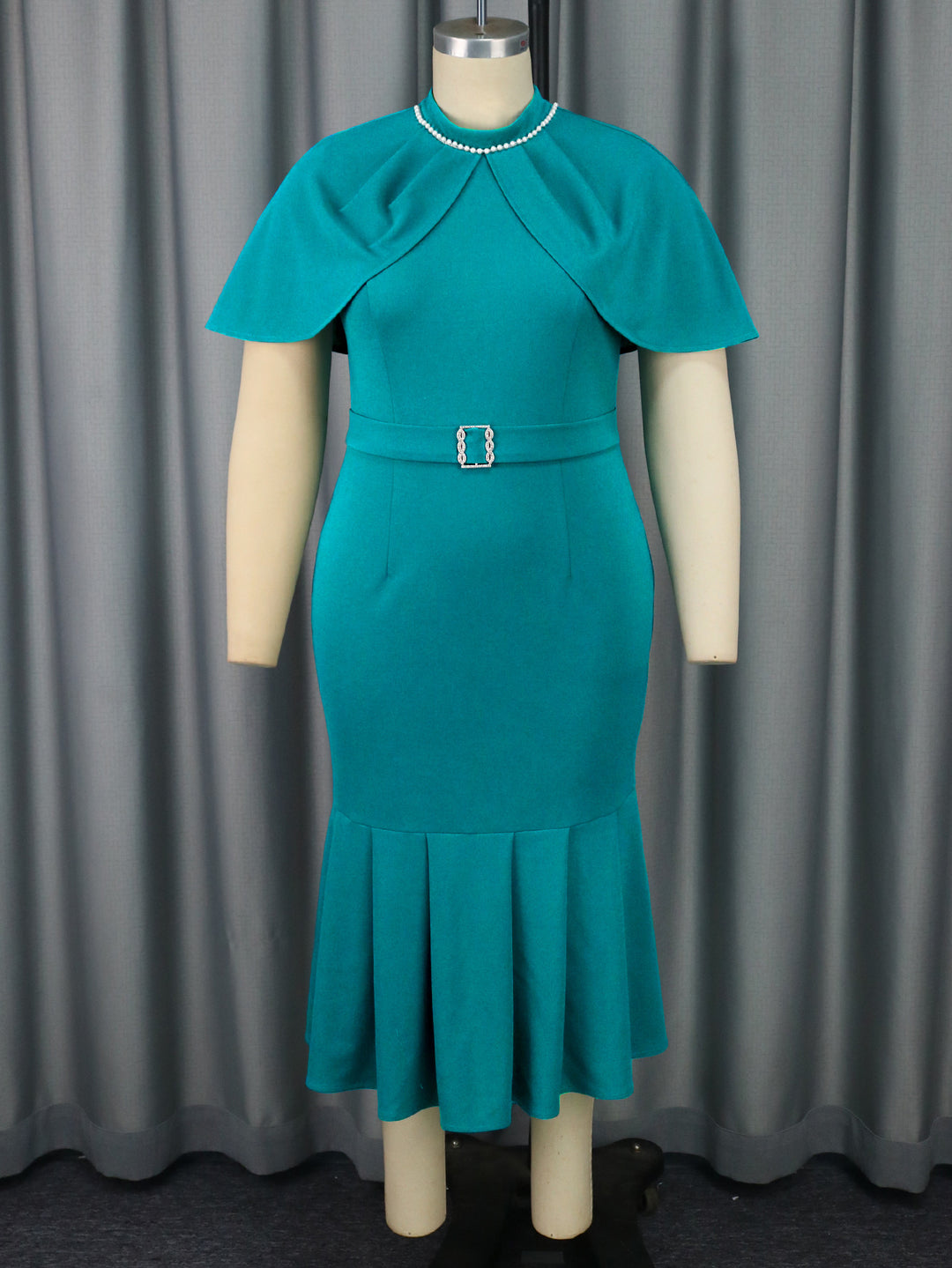 Damen elegantes Abendkleid mit schickem Cape und figurbetonter Silhouette EB