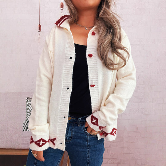 Damen Strickjacke mit kreativem Zopfmuster und modernen Knopfdetails EB