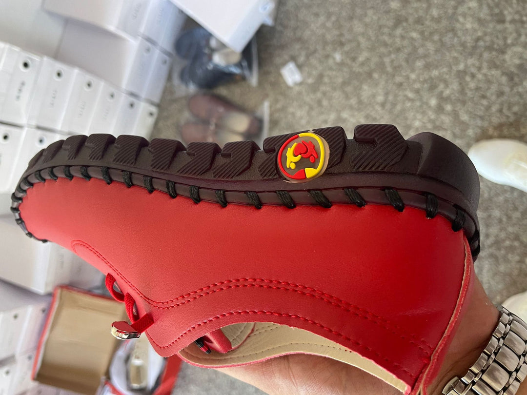 Damen bequeme Freizeit-Schuhe mit rutschfester Sohle und atmungsaktiven Einsätzen EB