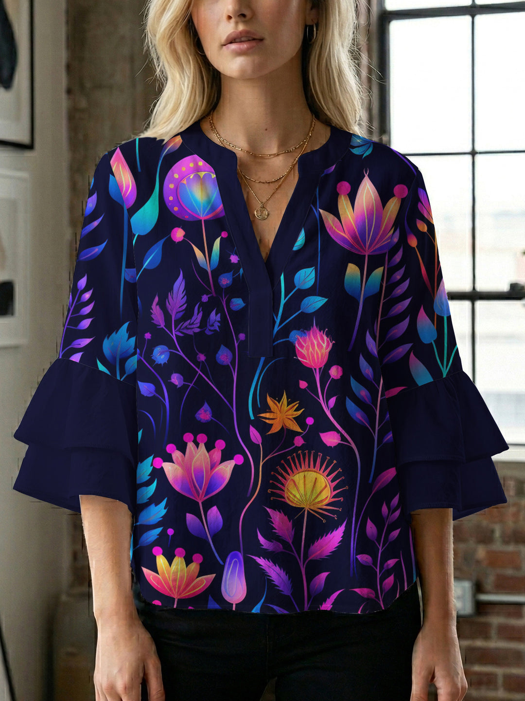 Damen Blusenshirt mit voluminösen Ärmeln und floralem Muster EB