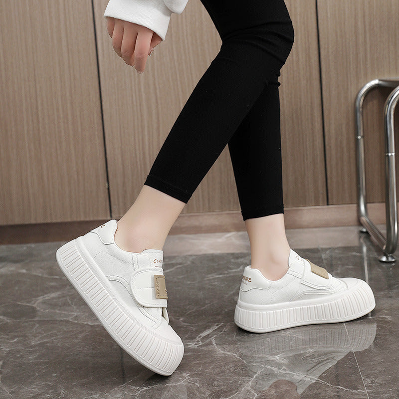 Damen elegante Slip-On Sneakers mit verstärktem Profil EB