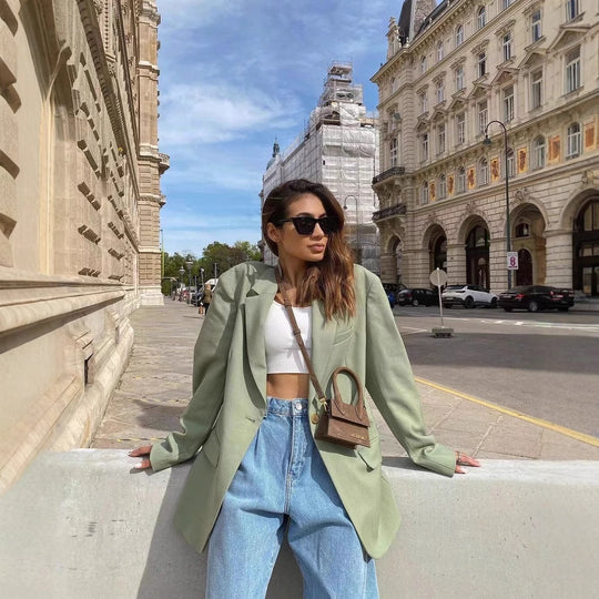 Damen Blazer mit elegantem Schnitt und praktischen Taschen EB