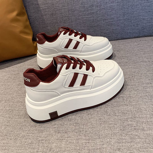 Damen Plattform Sneakers mit verstärkter Dämpfung und sportlichem Design EB