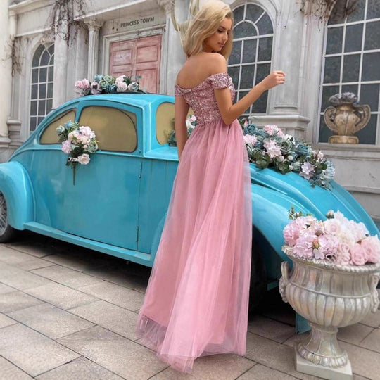 Damen Elegantes Abendkleid mit schulterfreier Optik und funkelnden Verzierungen EB