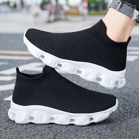 Damen Sportliche und atmungsaktive Slip-On Sneakers mit rutschfester Sohle EB