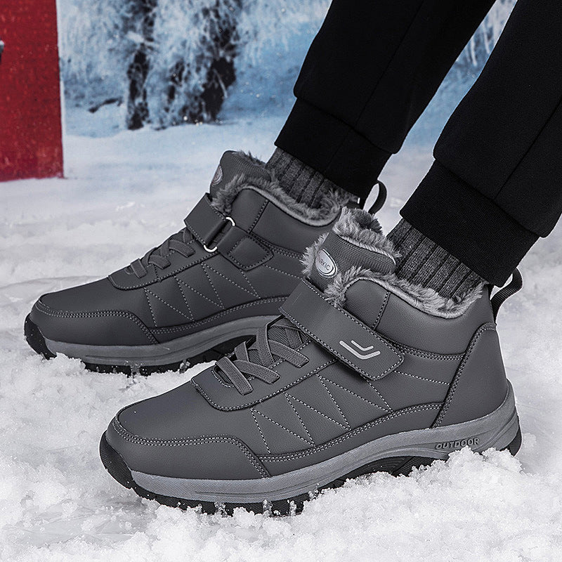 Damen Wintersteiger mit isolierendem Warmfutter und rutschfester Sohle EB