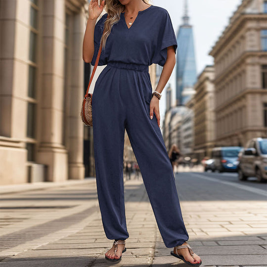 Damen lässiger Jumpsuit mit eleganter Drapierung und Taillierung EB