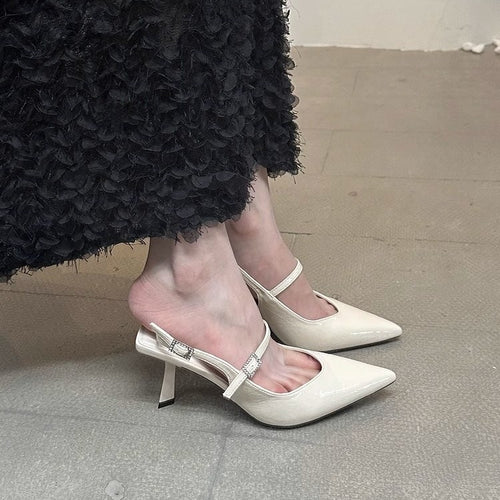 Damen Slingback Pumps mit elegantem Riemendesign EB