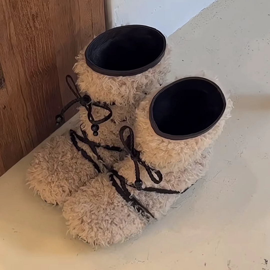 Damen Winterstiefel mit strapazierfähigem Obermaterial und kuscheligem Innenfutter EB