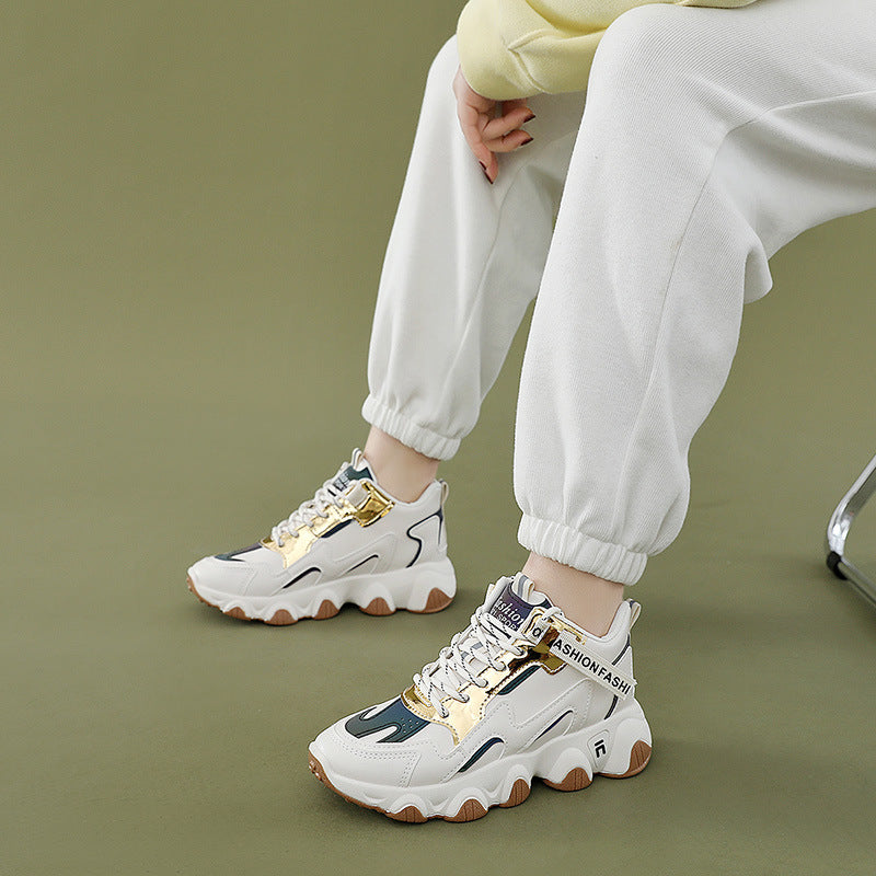 Damen sportliche Sneakers mit modischem Metallic-Design und dämpfender Sohle EB