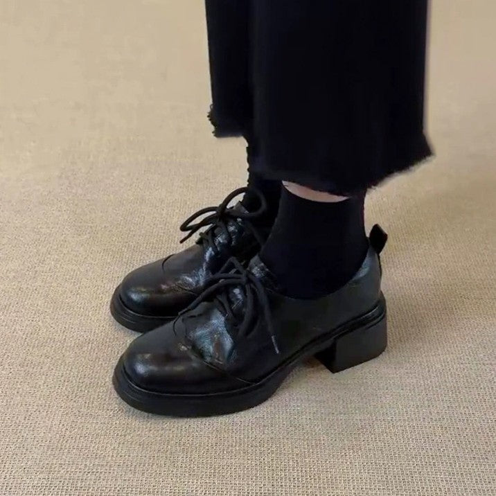 Damen Elegante Schnürschuhe mit modernem Blockabsatz und glänzender Oberfläche EB