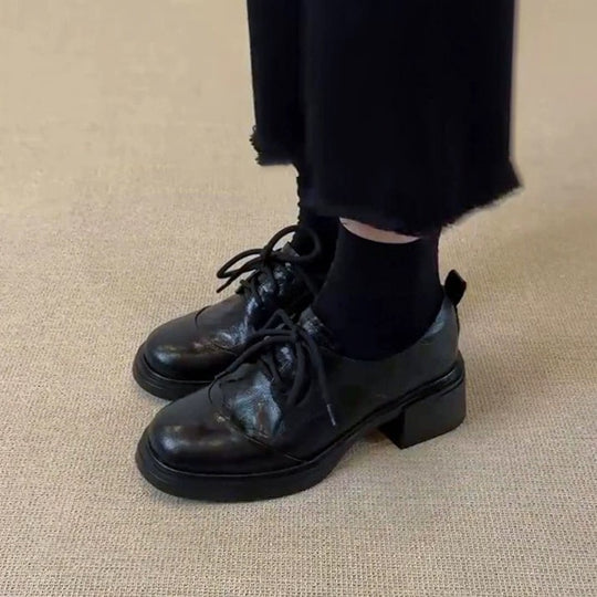 Damen Elegante Schnürschuhe mit modernem Blockabsatz und glänzender Oberfläche EB