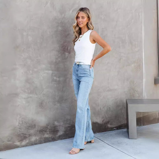 Damen High-Waist Bootcut Jeans mit raffinierter Waschung und bequemer Passform EB