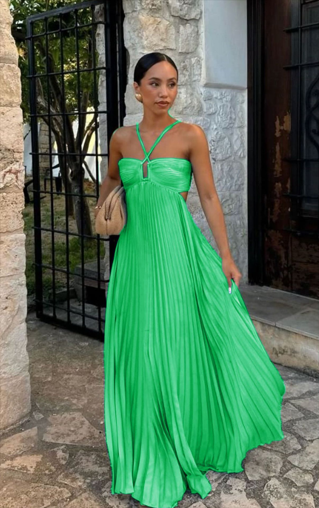 Damen Plisseekleid mit schulterfreiem Design und raffinierten Trägerdetails EB