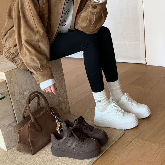 Damen Sportliche Sneaker mit dämpfender Sohle aus hochwertigem Obermaterial EB