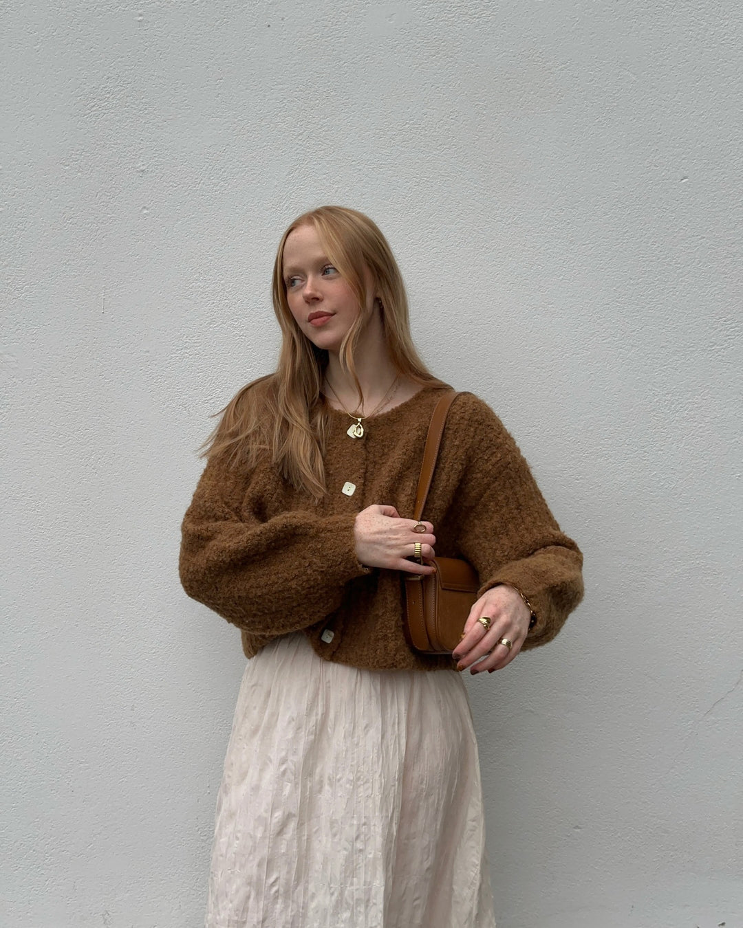 Damen Kuscheliger Strickpullover mit Knopfleiste und lässigem Schnitt EB