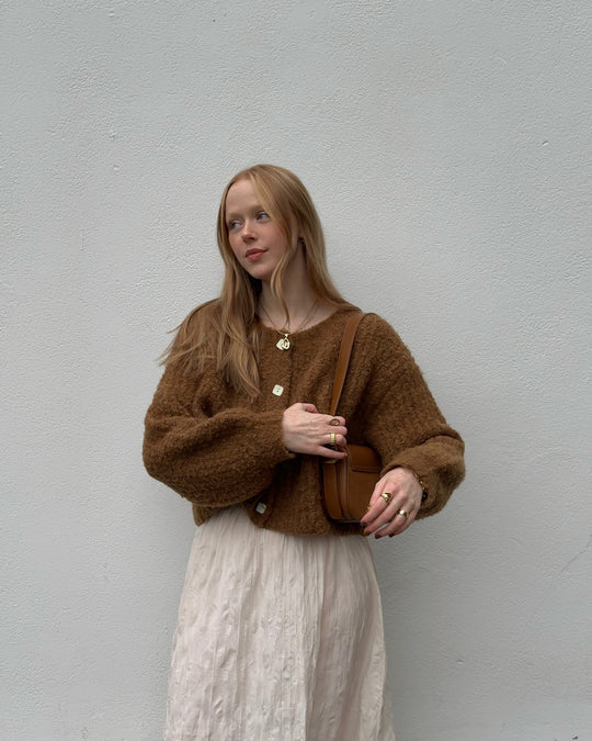 Damen Kuscheliger Strickpullover mit Knopfleiste und lässigem Schnitt EB