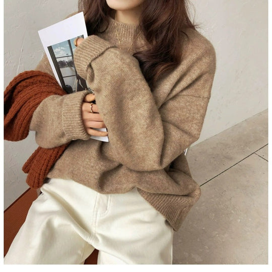 Damen Lässiger Kuschel-Feinstrickpullover mit Stehkragen und verlängerten Bündchen EB